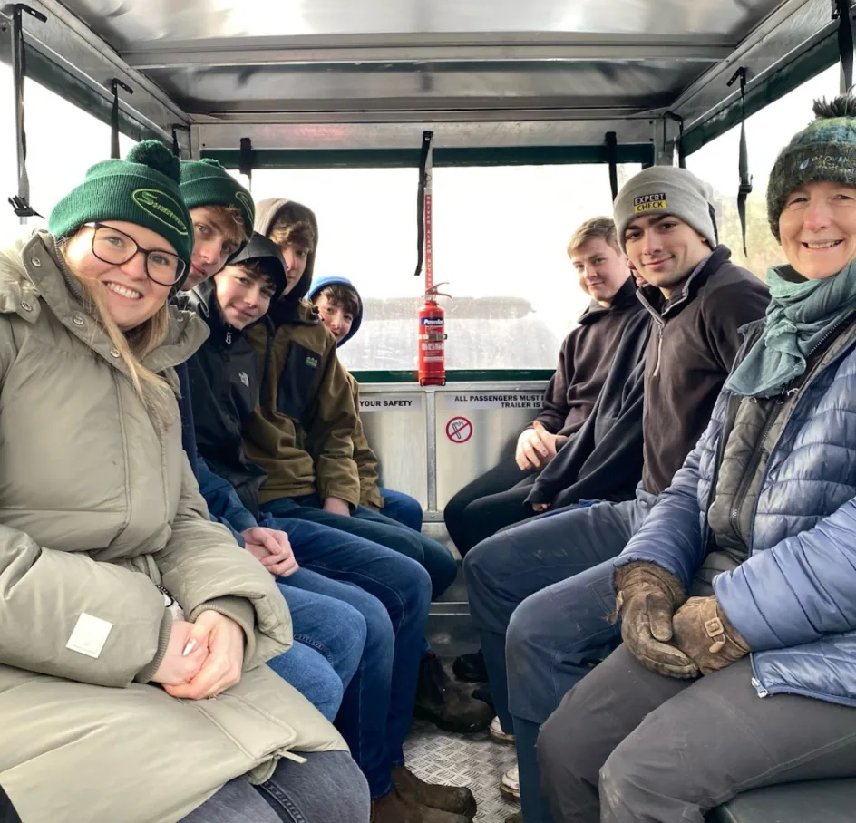 Guided farm tour at Bairnkine